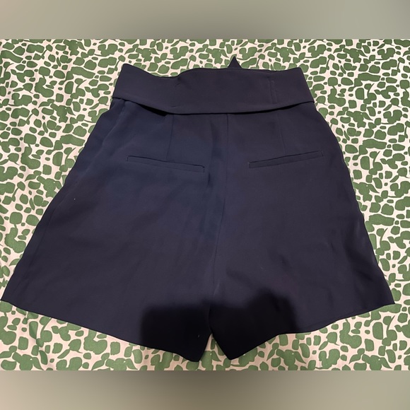 H&M Short - Picture 2 of 2